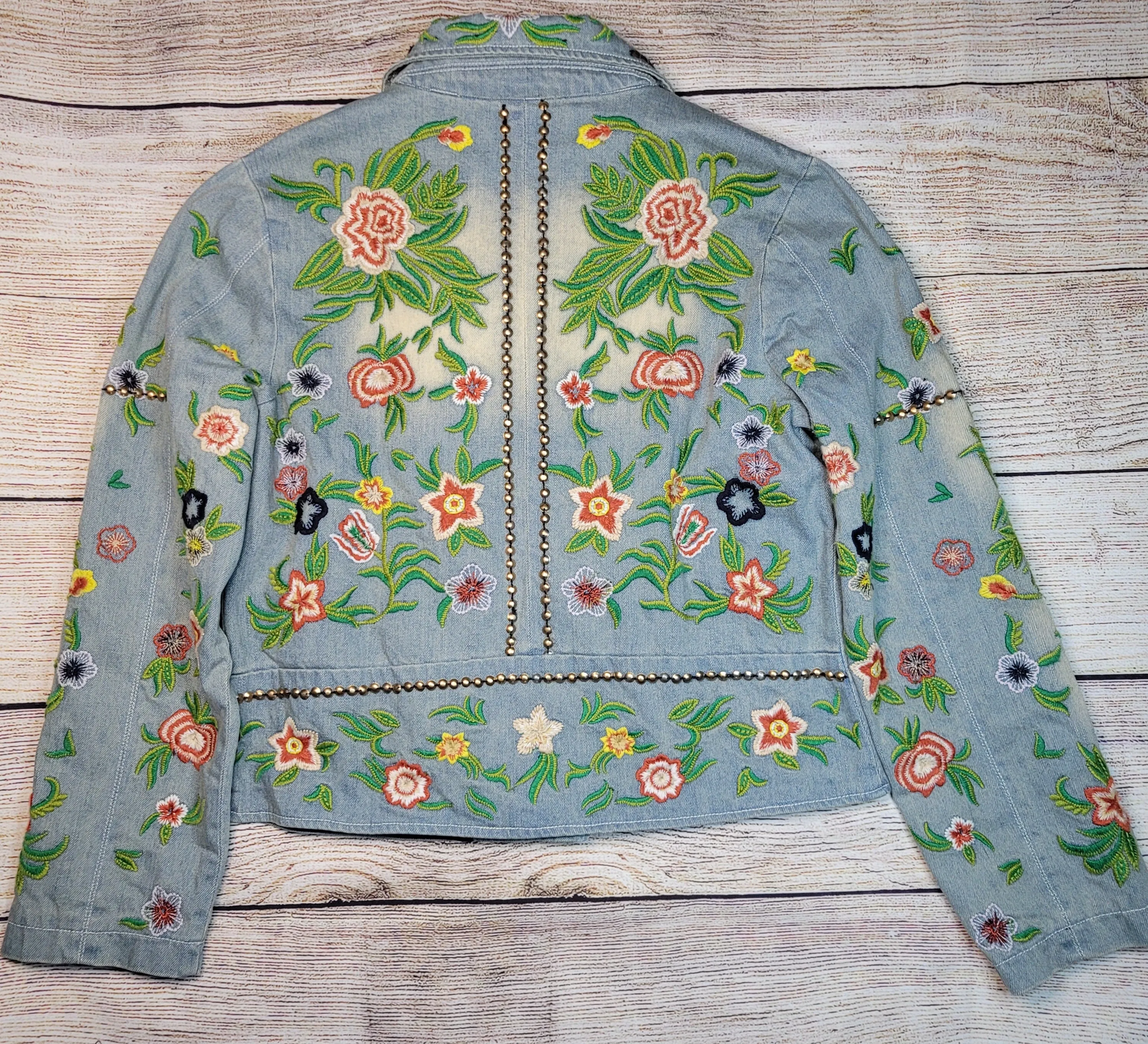 LUCINDA EMBROIDERED DENIM JACKET