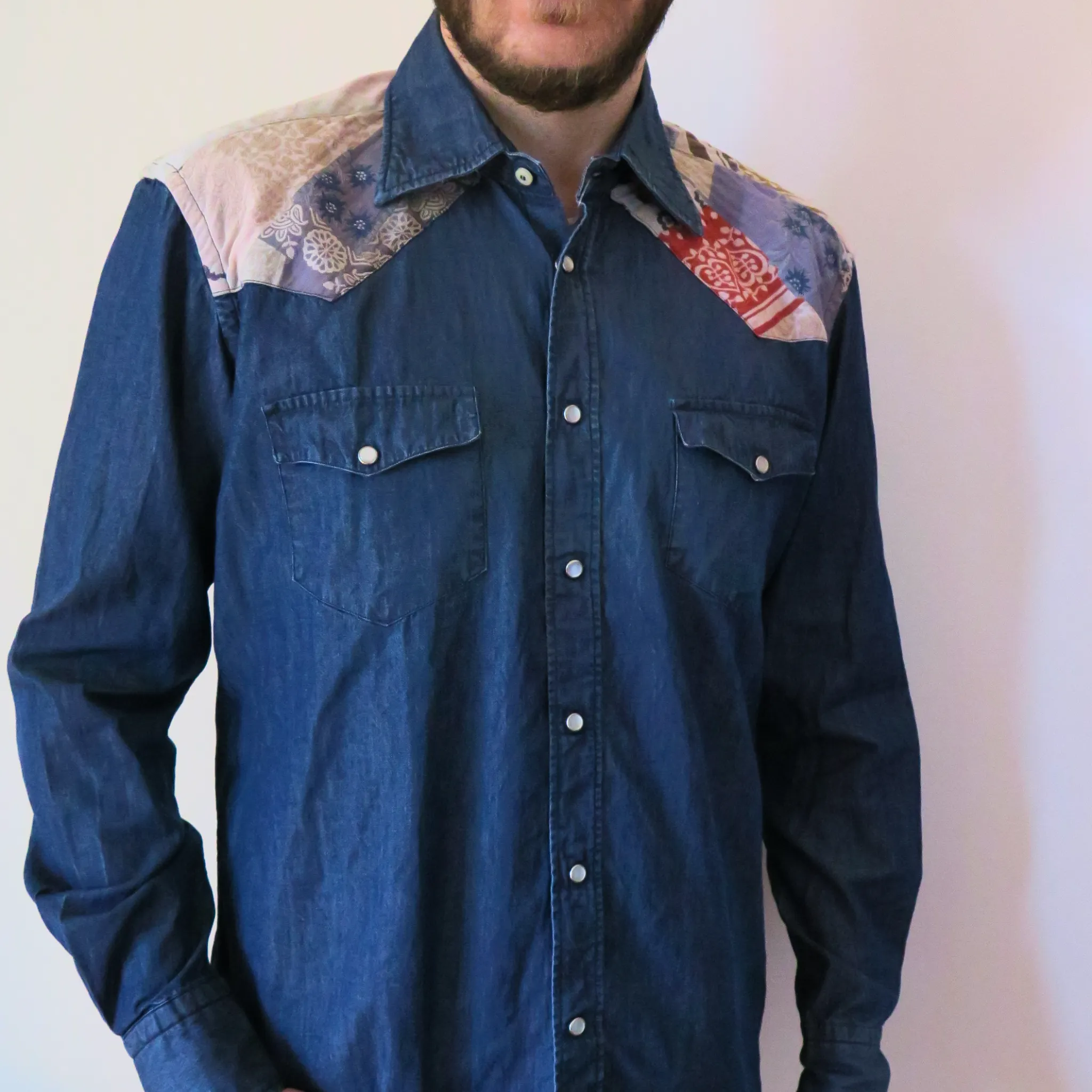 Tex Denim Patch - Texan shirt, in denim cotton, with fantasy print on the shoulders, relaxed fit
