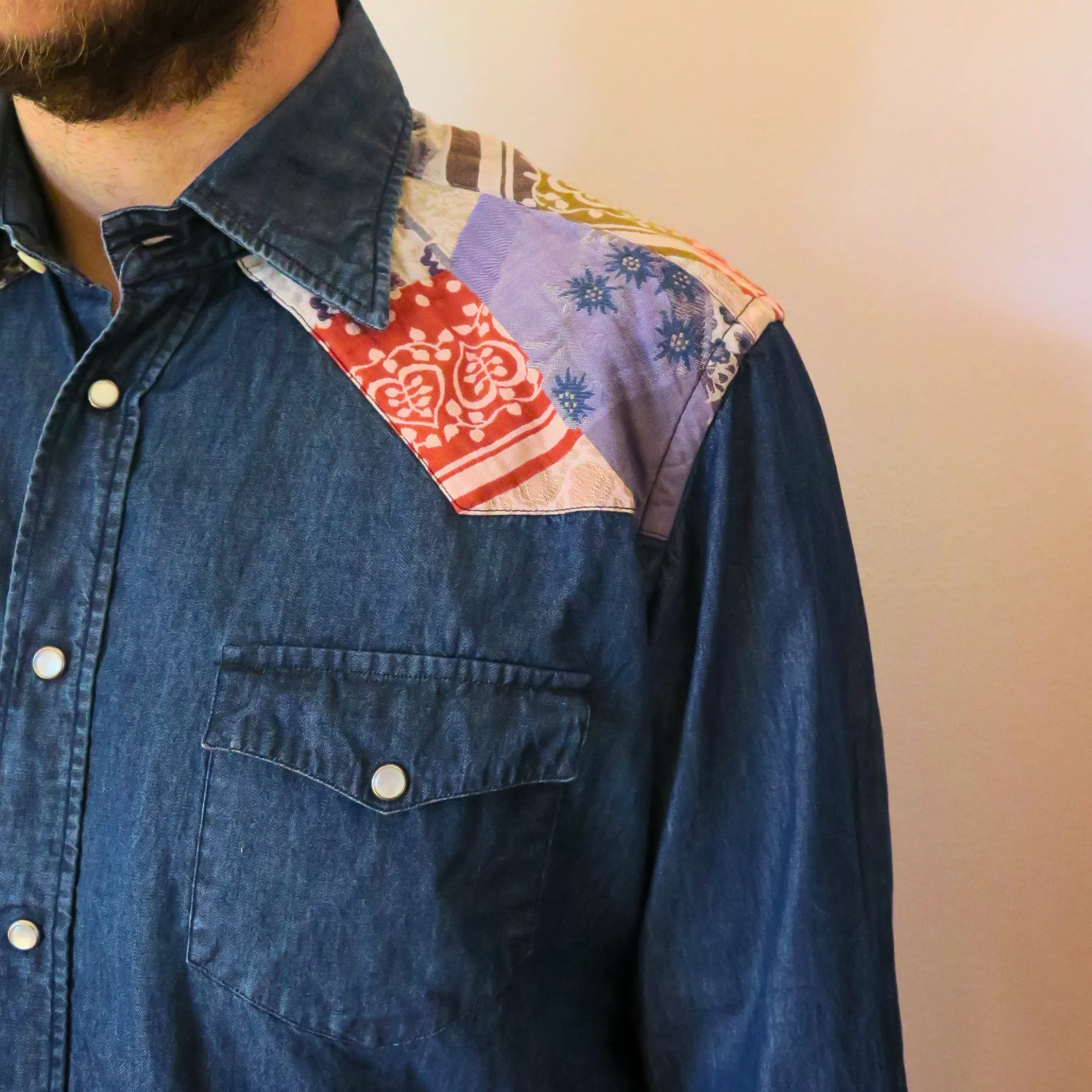 Tex Denim Patch - Texan shirt, in denim cotton, with fantasy print on the shoulders, relaxed fit